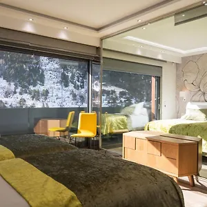 Apartamento The Mirror & Luxury, El Tarter